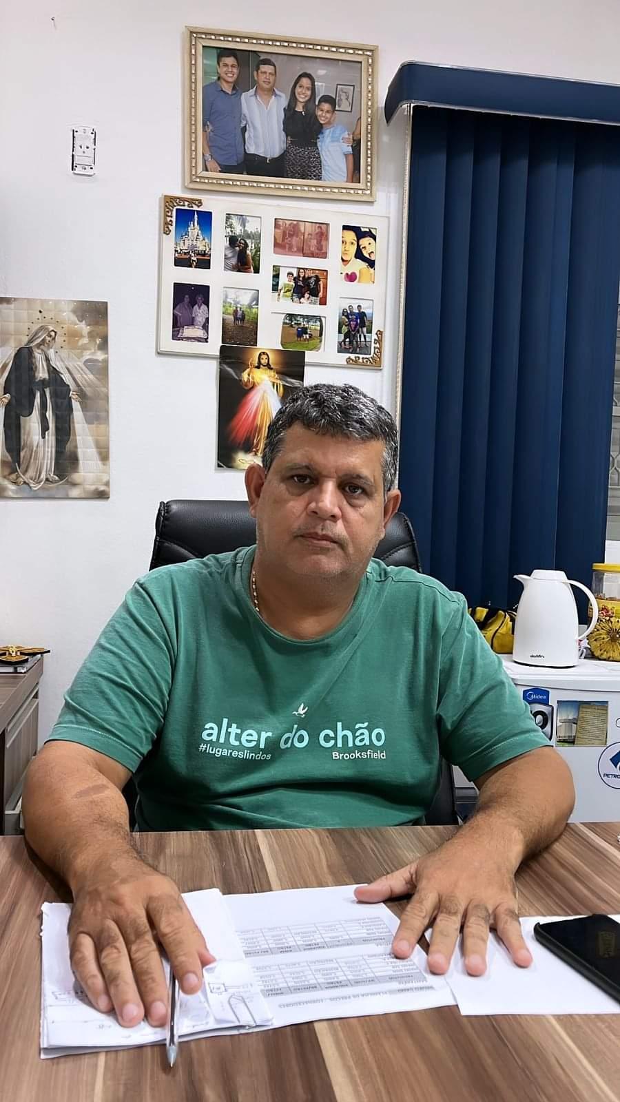 RASTILHO DE PÓLVORA VAI PUBLICAR BIOGRAFIA NÃO AUTORIZADA DE DORINALDO MOURA DA SLVA,  DADINHO