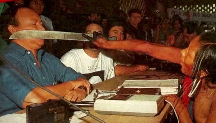 Tuíre Kayapó, grande líder indígena do Pará, morre aos 54 anos
