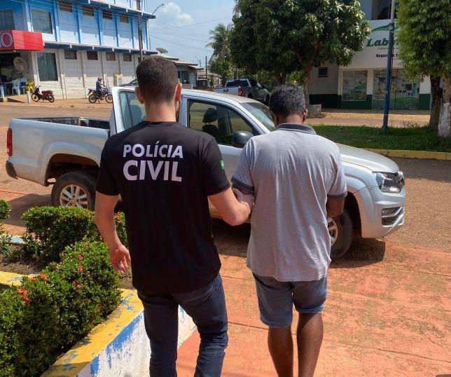 HOMEM É PRESO EM APUÍ/AM POR SUPOSTO ESTUPRO DE  UMA CRIANÇA DE CINCO ANOS -  VEJA VÍDEO