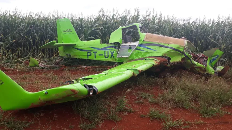 AVIÃO AGRÍCOLA CAI EM FAZENDA NO SUL DO PARÁ E PILOTO MORRE (É a segunda queda de aeronave com morte em quatro dias)