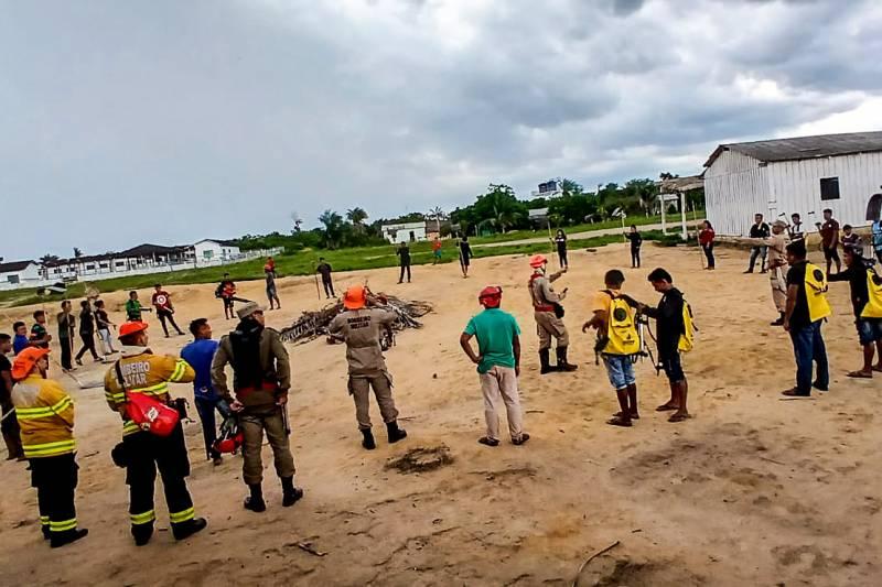 MUNDURUKU RECEBEM CAPACITAÇÃO DE BRIGADAS DE INCÊNDIOS EM JACAREACANGA