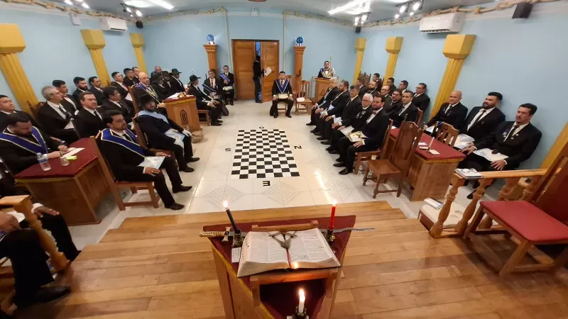 LUZ MAÇÔNICA RESPLANDECE NO PROGRESSISTA DISTRITO DE MORAES ALMEIDA