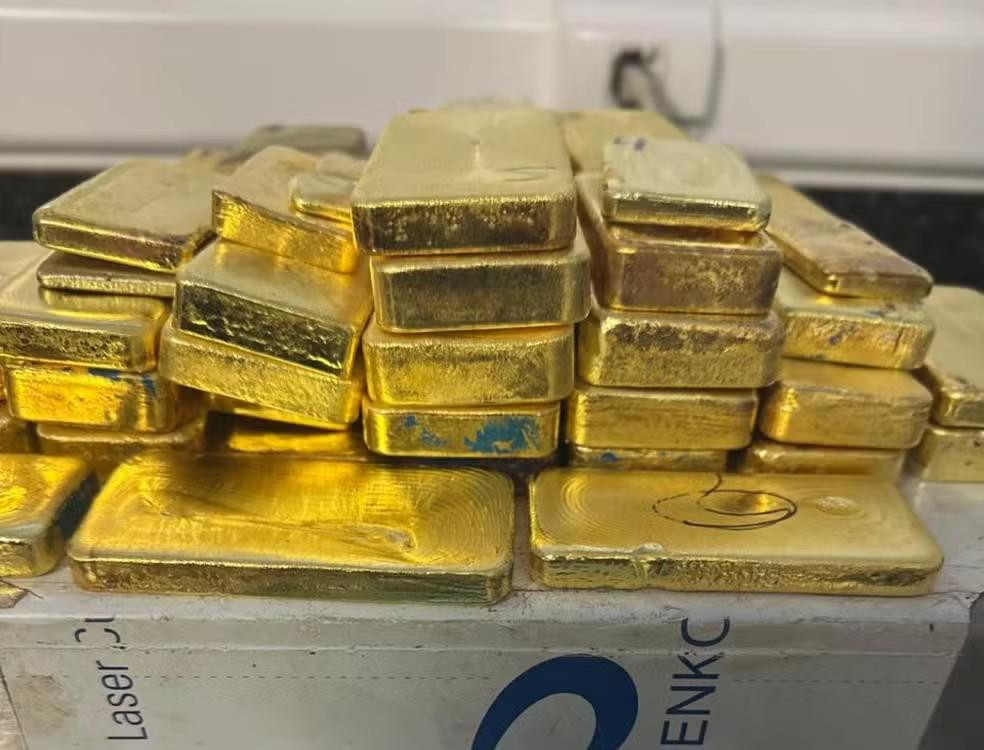 EMPRESÁRIO E PILOTO PRESOS COM OURO VÃO PARA O PRESÍDIO, SARGENTO PARA PRISÃO MILITAR