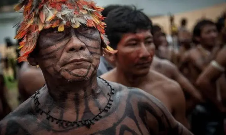 DA AUTONOMIA AO ABANDONO: A IDEOLOGIA QUE MANTEVE OS MUNDURUKU NA MISÉRIA